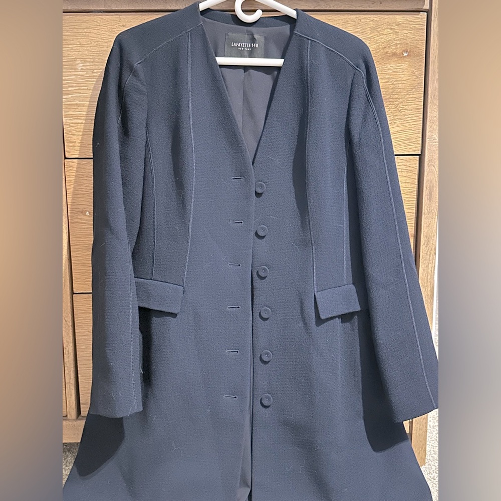 Lafayette 148 New York navy long blazer